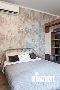 Студия квартира, на длительный срок, 25м2, 23/24 этаж