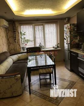 2-к квартира, вторичка, 53м2, 1/10 этаж